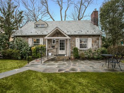 53 Sheldrake Ave, Larchmont, NY, 10538