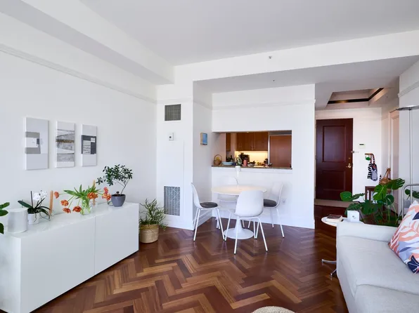 2 Avery St APT 22A, Boston, MA 02111