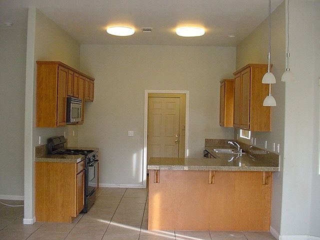 2nd image of 13027 Cuyamaca Dr