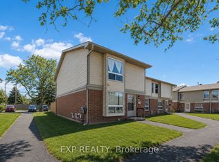 820 Cahill Dr W #38, Ottawa, ON K1V 9K4