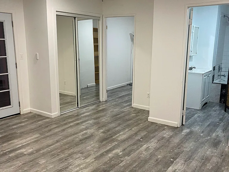 9430 Glade Ave #4 — Photo 10
