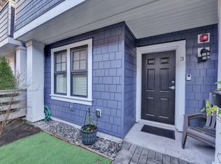 2338 Kelly Ave #3, Pt Coquitlam, BC V3C 1Y2