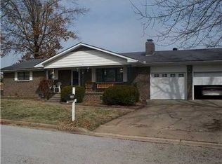 1006 Hickory Ave, Berryville, AR 72616
