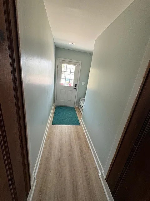 3 bed, 1200 sqft, $3,500 — Photo 3