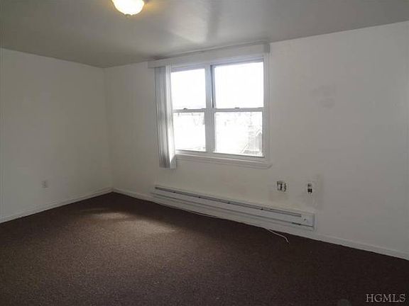 Spacious Bedroom