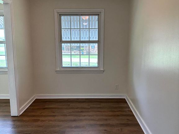 4th image of 3500 Belmede Dr
