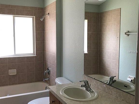 3rd image of 2845 Oconnell Dr