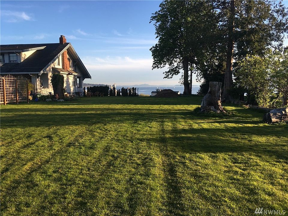 2nd image of 3011 Eldridge Ave