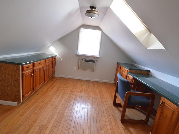 2nd floor Office