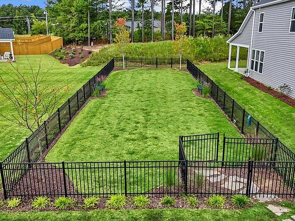 7th image of this home