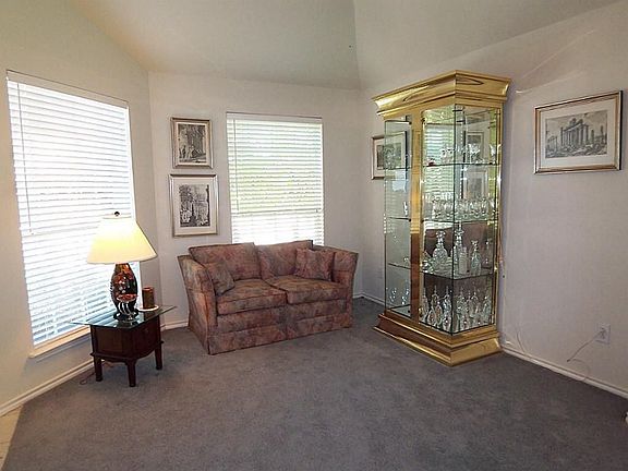 4th image of 3415 Shadowchase Dr
