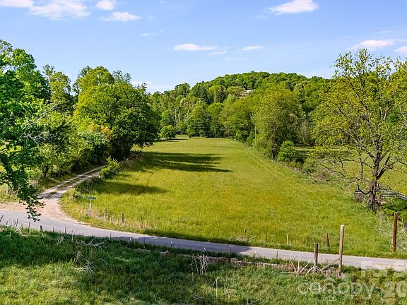 35th image of 435 Upper Glady Fork Rd