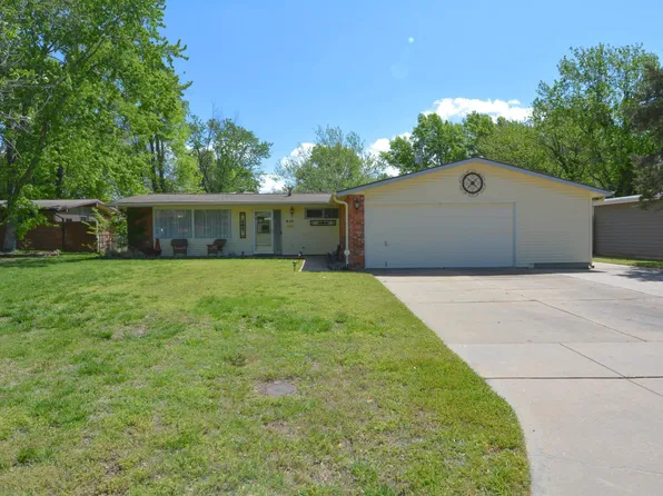 820 N Crestline Ave, Wichita, KS 67212