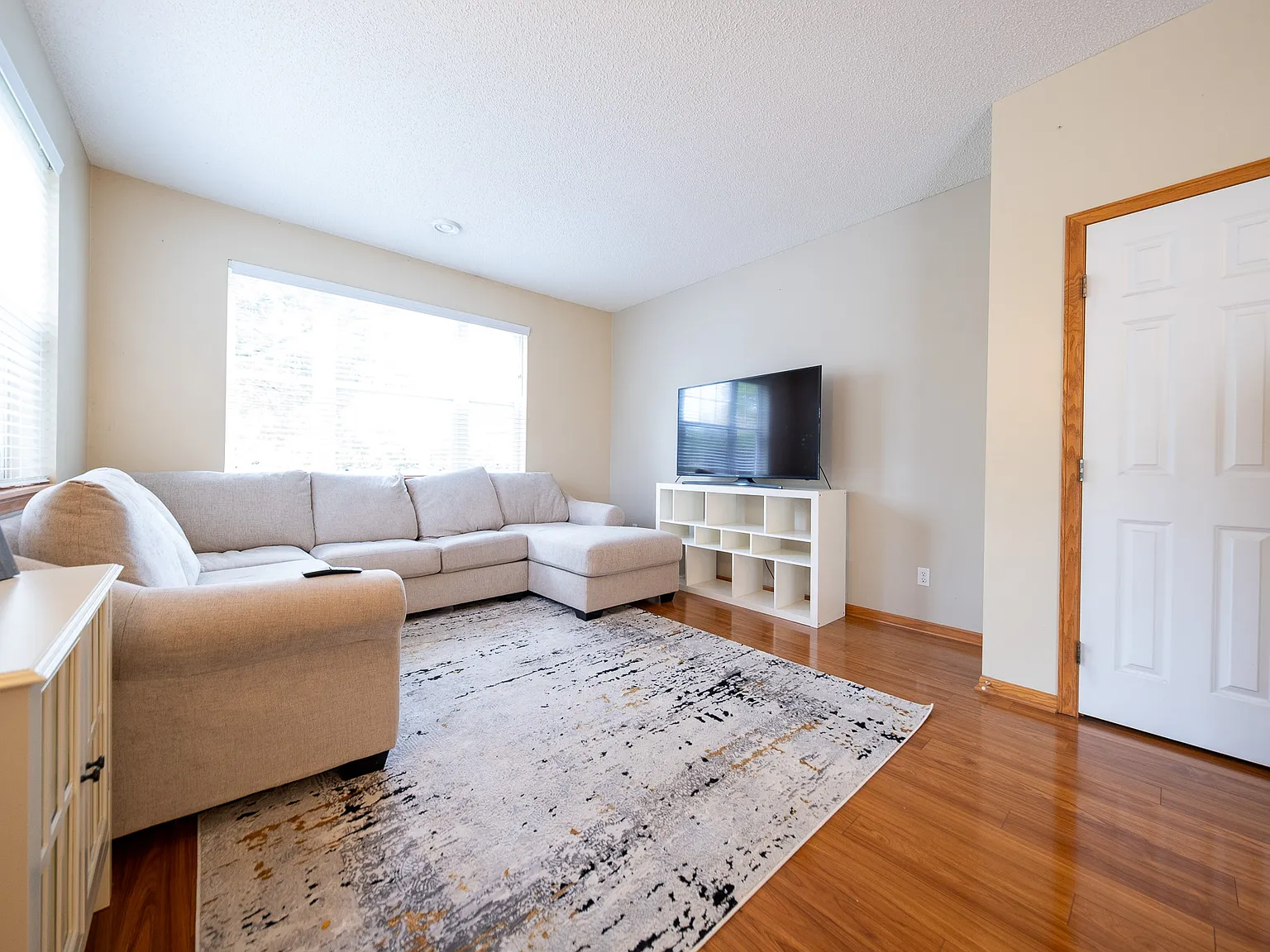 204th Street West, Lakeville (11128) MJ DG1 - 1 — Photo 4