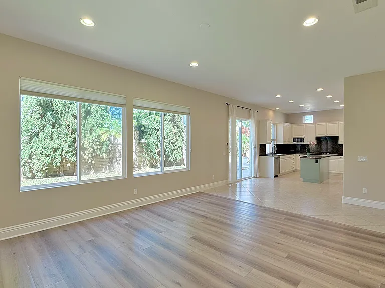 10570 Gaylemont Ln — Photo 23
