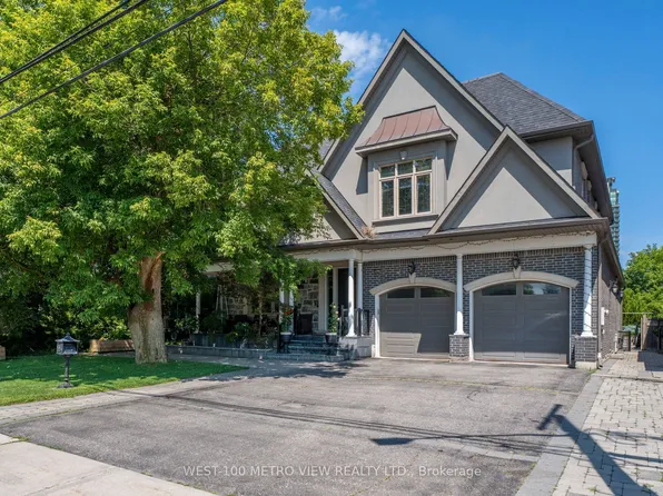 3495 Joan Dr, Mississauga, ON L5B 1T7