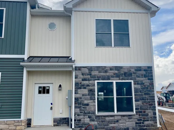 606 Zephyr Dr, Rockingham, VA 22801