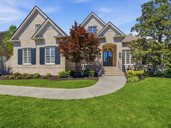 1735 Richbourg Park Dr, Brentwood, TN 37027
