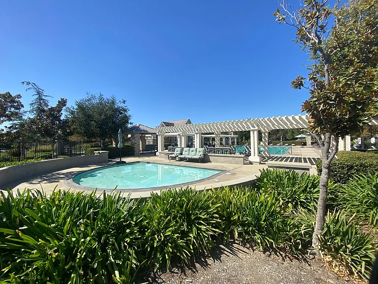 14601 Serenade Dr — Photo 45