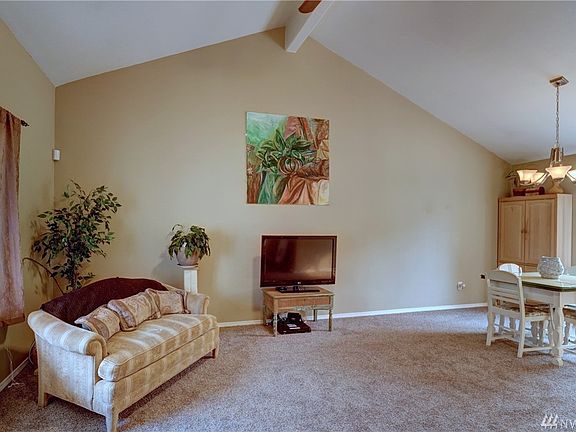 5th image of 16508 10th Avenue Ct E