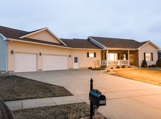 1315 Heather Ln, Greenville, IL 62246