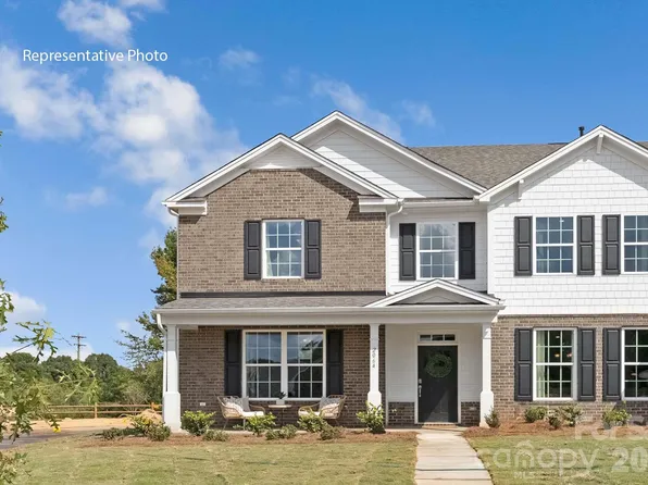 583 W Park Ave #C, Mooresville, NC 28115