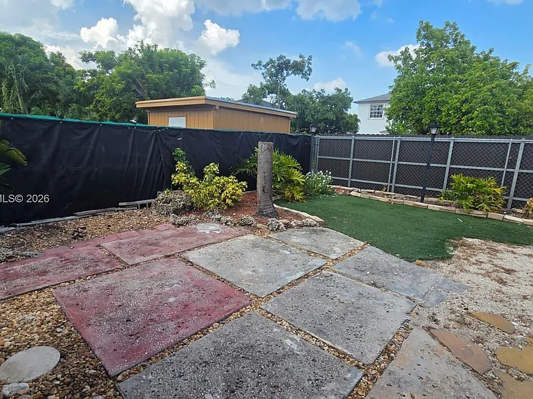 16227 SW 139th Ct — Photo 19