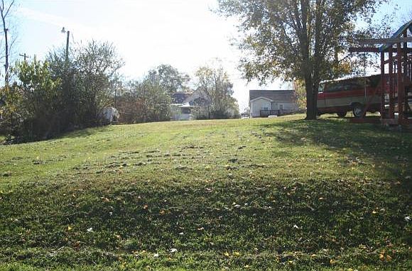 1st image of 419 Wilson Ave