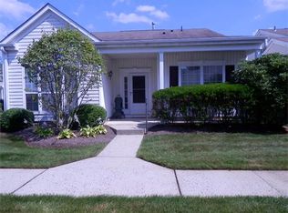 500 Skylark Dr, Monroe Twp, NJ 08831