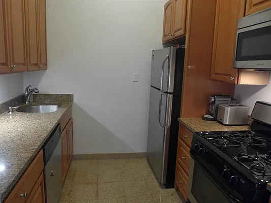 Rented by Susan Finkel, LREB | media 22