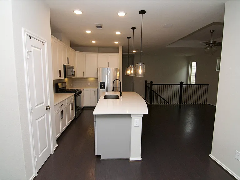 10957 Cannes Memorial Dr — Photo 15