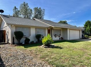 3651 Lake Forest Dr, Redding, CA 96003