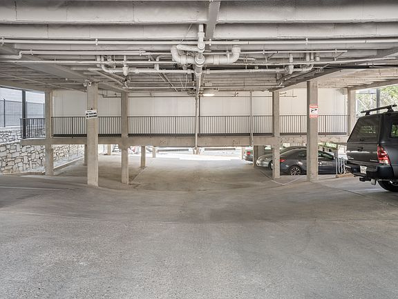 3rd image of 2520 Longview St #Nhr-302