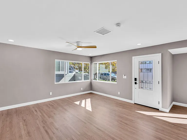 5850 Jan Dr — Photo 7