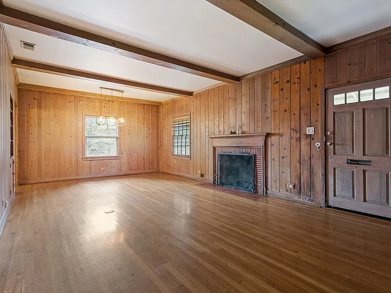 160 W Edgewood Pl — Photo 6
