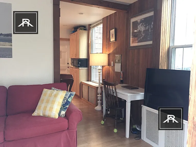 9 Mount Ida St #1R — Photo 5