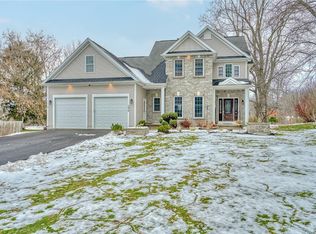 1272 State Rd, Webster, NY 14580