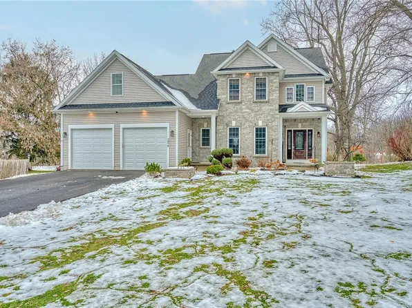 1272 State Rd, Webster, NY 14580