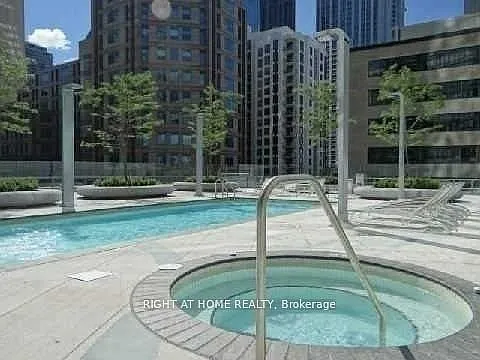 832 Bay St #902 — Photo 18