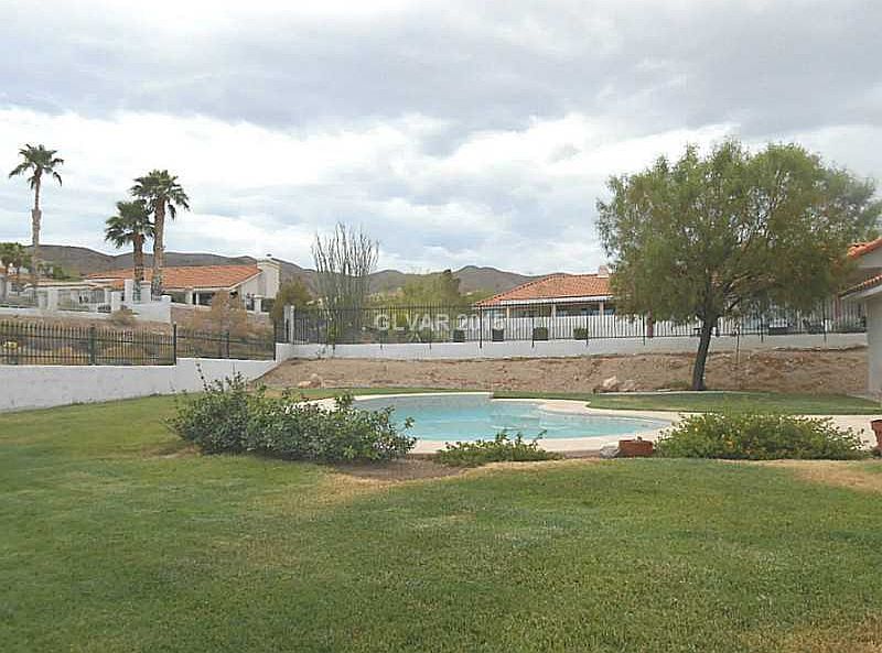 1st image of 923 Villa Grande Way