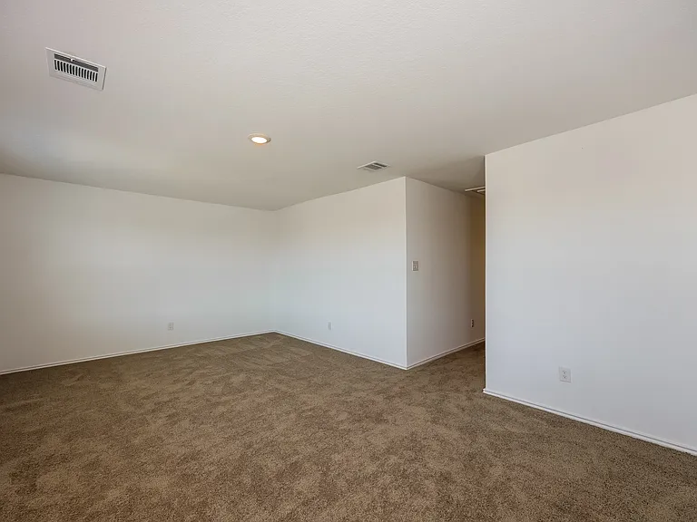 8044 Nube Medina — Photo 7