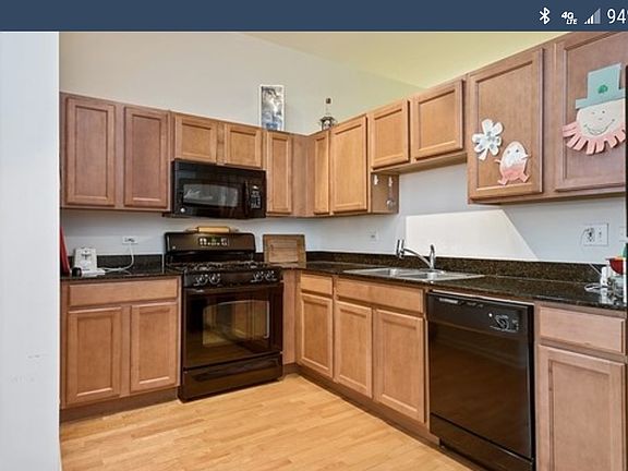 3rd image of 950 W Leland Ave APT 305