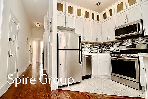 1st image of 155 W 75th St APT 3FR