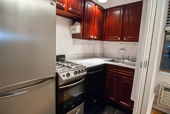 Rented by WAM Partners - William Moses Co. | media 12