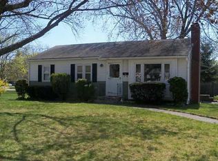 31 Coin St, Warwick, RI 02889