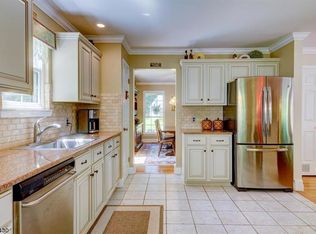 75 Susquehanna Trl, Branchburg, NJ 08876