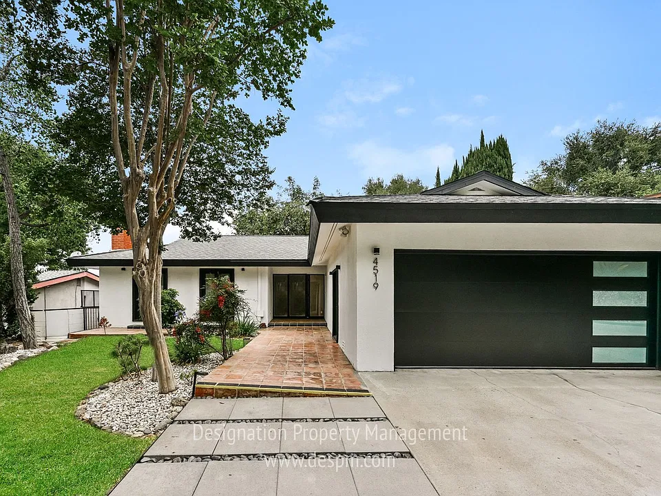 4519 El Prieto Rd
