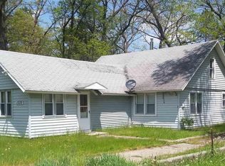 1332 N Sand Lake Rd, National City, MI 48748