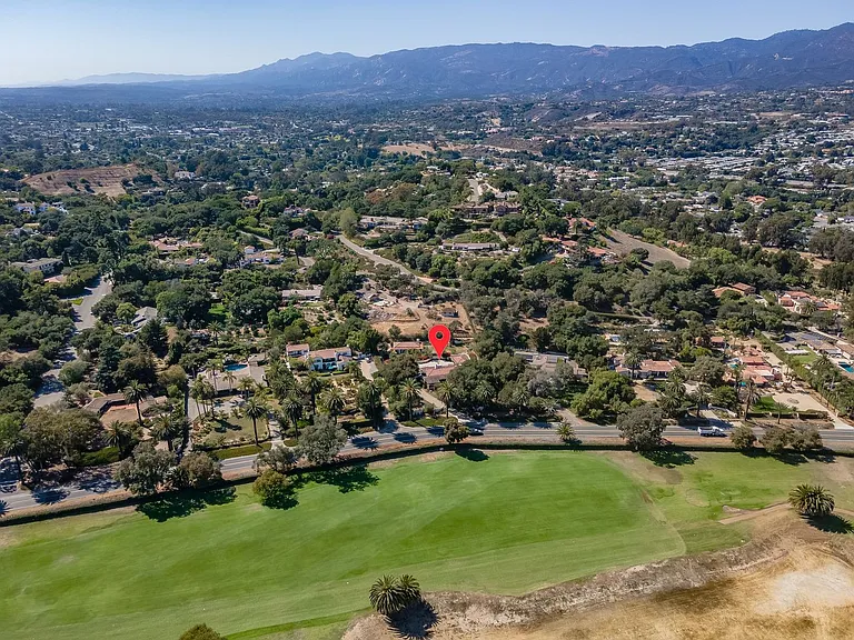 525 Las Palmas Dr — Photo 30