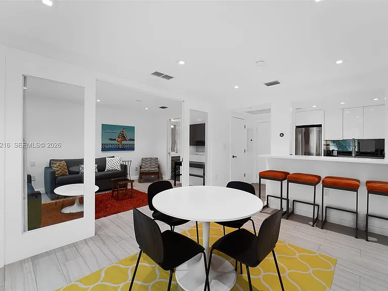 1460 Ocean Dr #307 — Photo 2